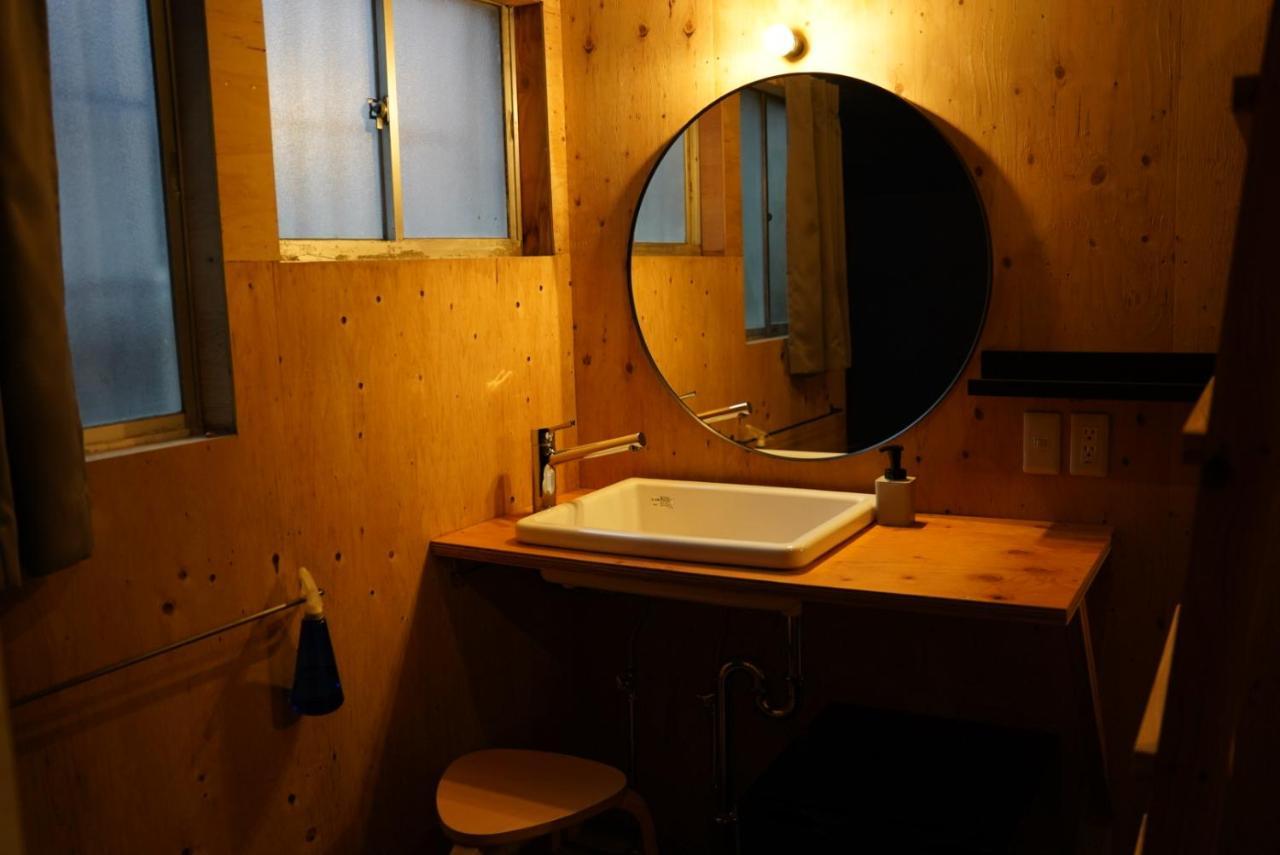まちの別邸 緝 Shu Hostel Kōchi Buitenkant foto