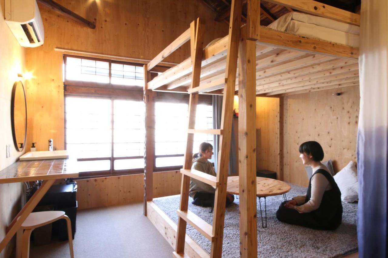まちの別邸 緝 Shu Hostel Kōchi Buitenkant foto