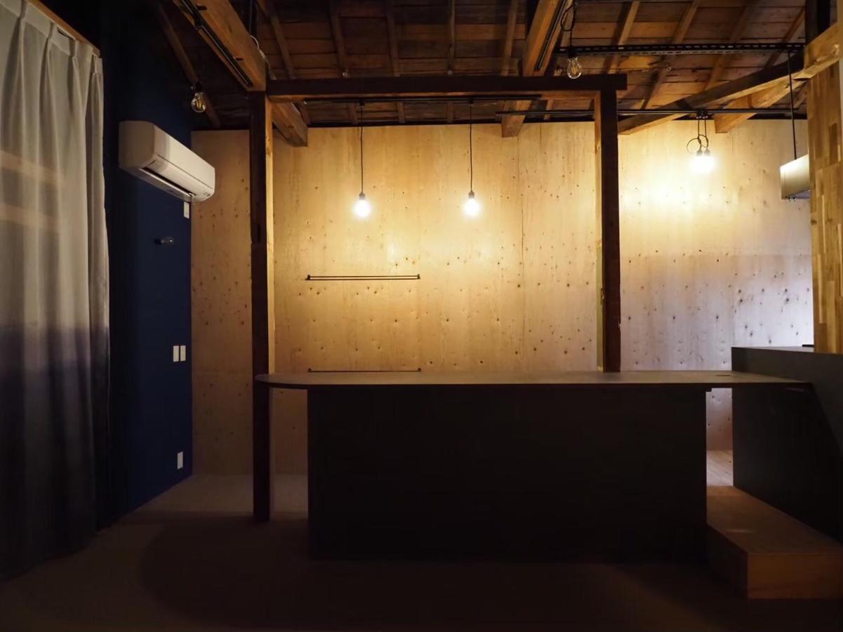 まちの別邸 緝 Shu Hostel Kōchi Buitenkant foto