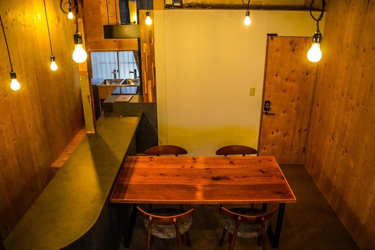 まちの別邸 緝 Shu Hostel Kōchi Buitenkant foto