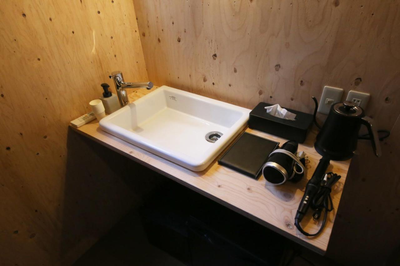 まちの別邸 緝 Shu Hostel Kōchi Buitenkant foto